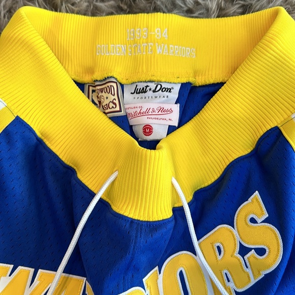 Golden State Warriors 1993 Mitchell & Ness Authentic NBA x Just Don Mesh Shorts - Picture 3 of 4